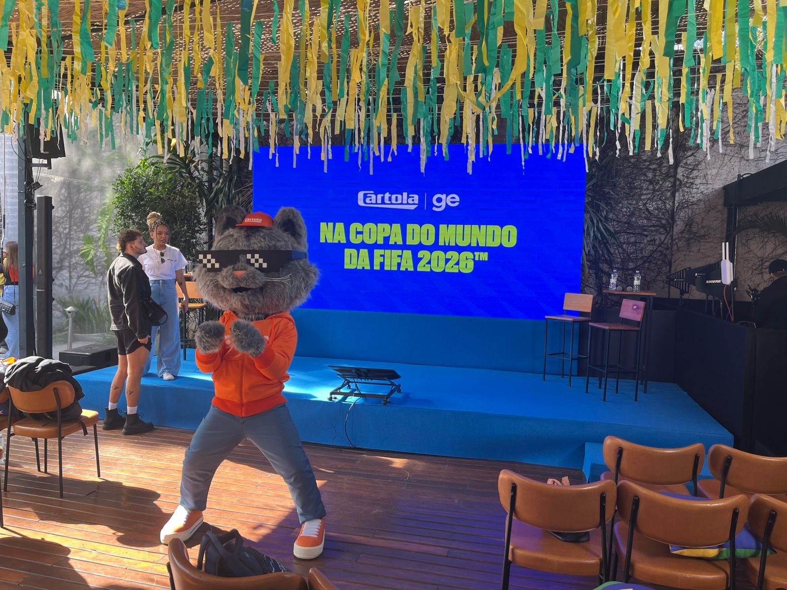 Jogadores em ação durante a Copa do Mundo FIFA