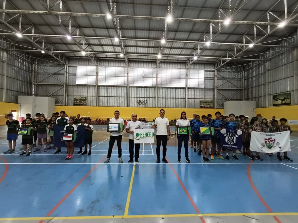 Atletas durante Badminton Acre Regional Norte em Rio Branco