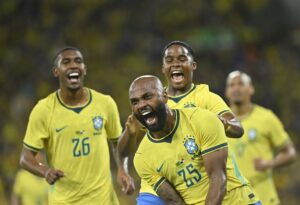 Torcedores em Palmas preparados para assistir à Copa do Mundo