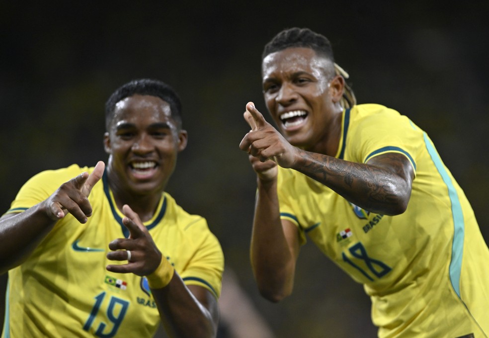 Endrick e Danilo Santos se preparando para a Copa do Mundo
