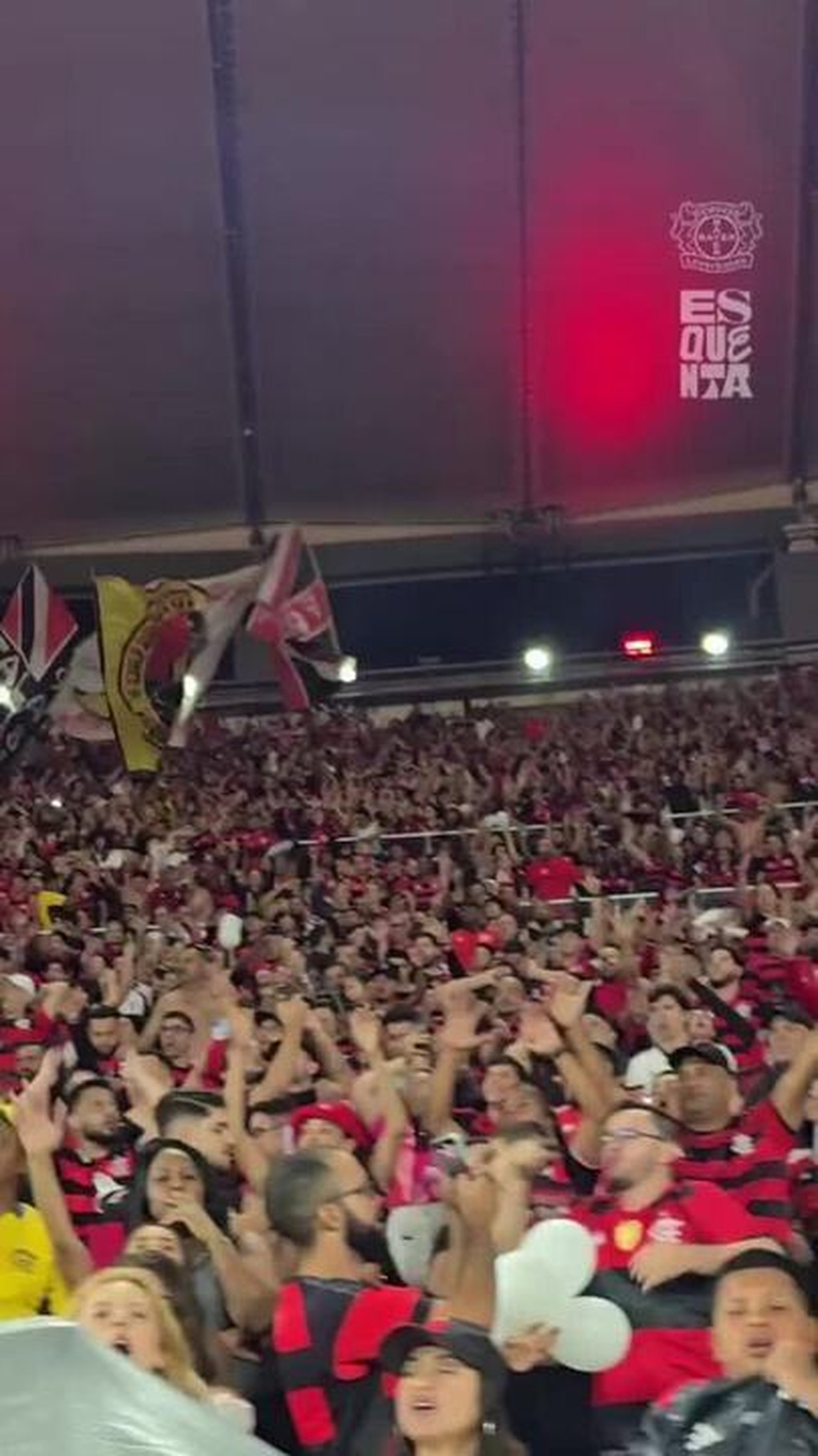 Carles Martínez Novell é anunciado no Bayer Leverkusen