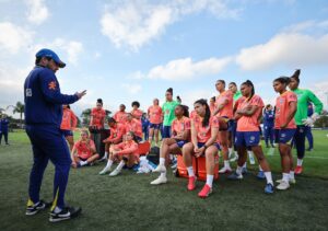 Treino da seleção brasileira feminina de futebol em São Paulo para Copa Feminina