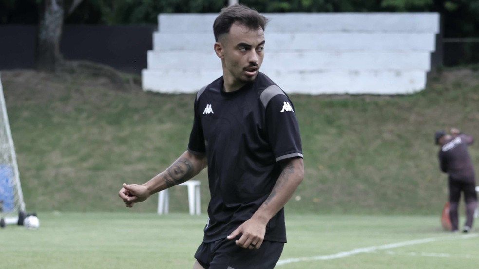 Gui Mendes em ação pelo Rio Branco-ES Série D