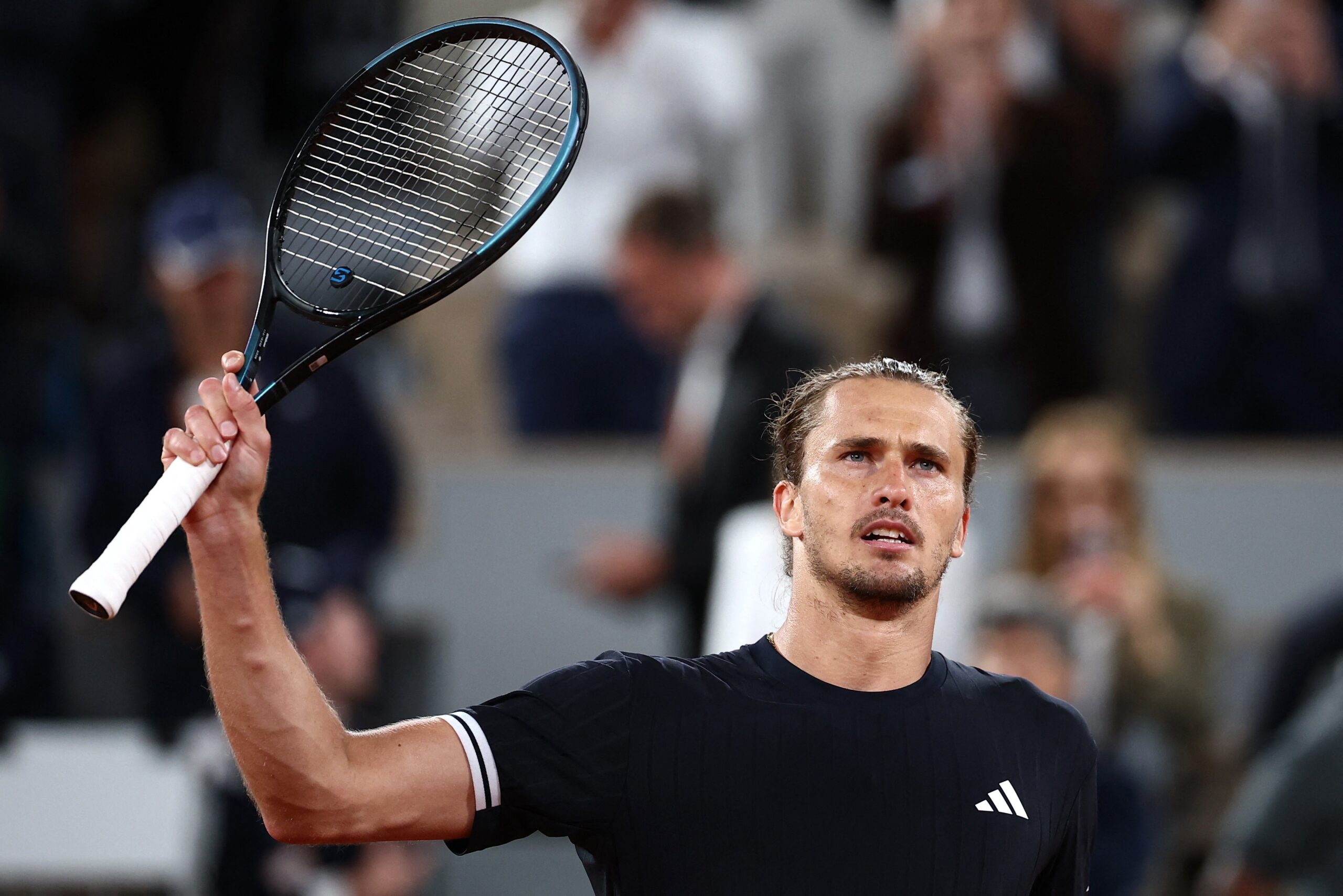 Alexander Zverev durante partida em Roland Garros 2026
