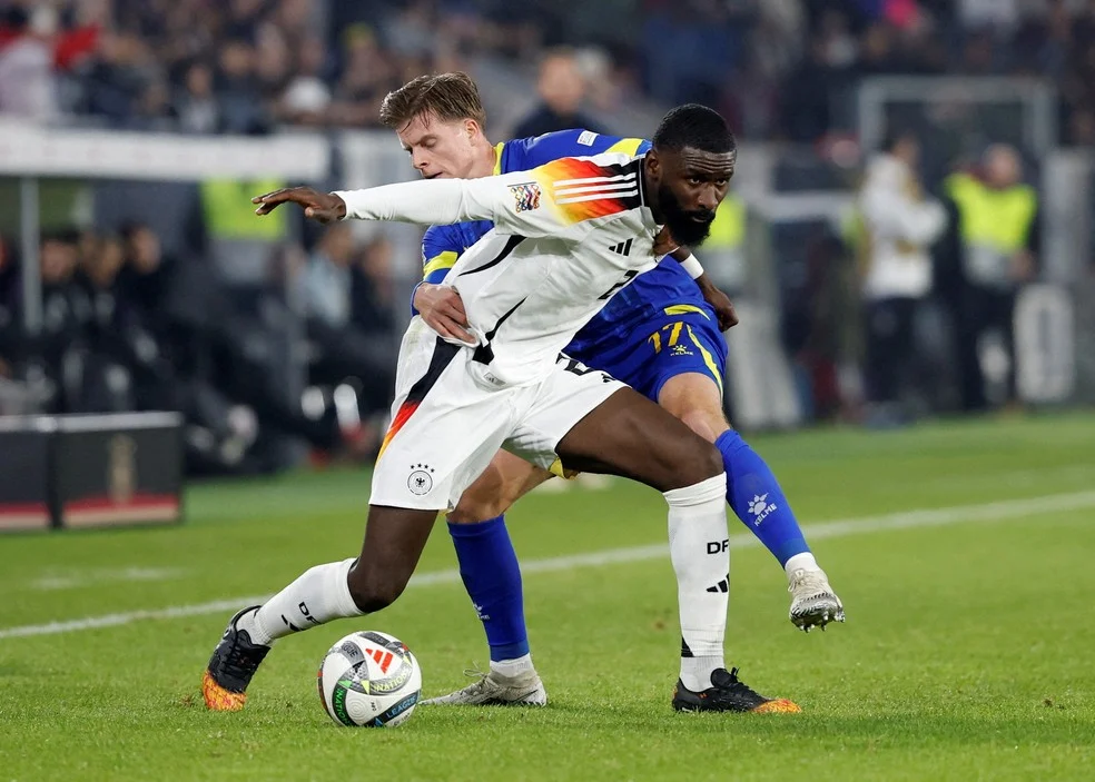 Antonio Rudiger em amistoso — Camisa de Rudiger