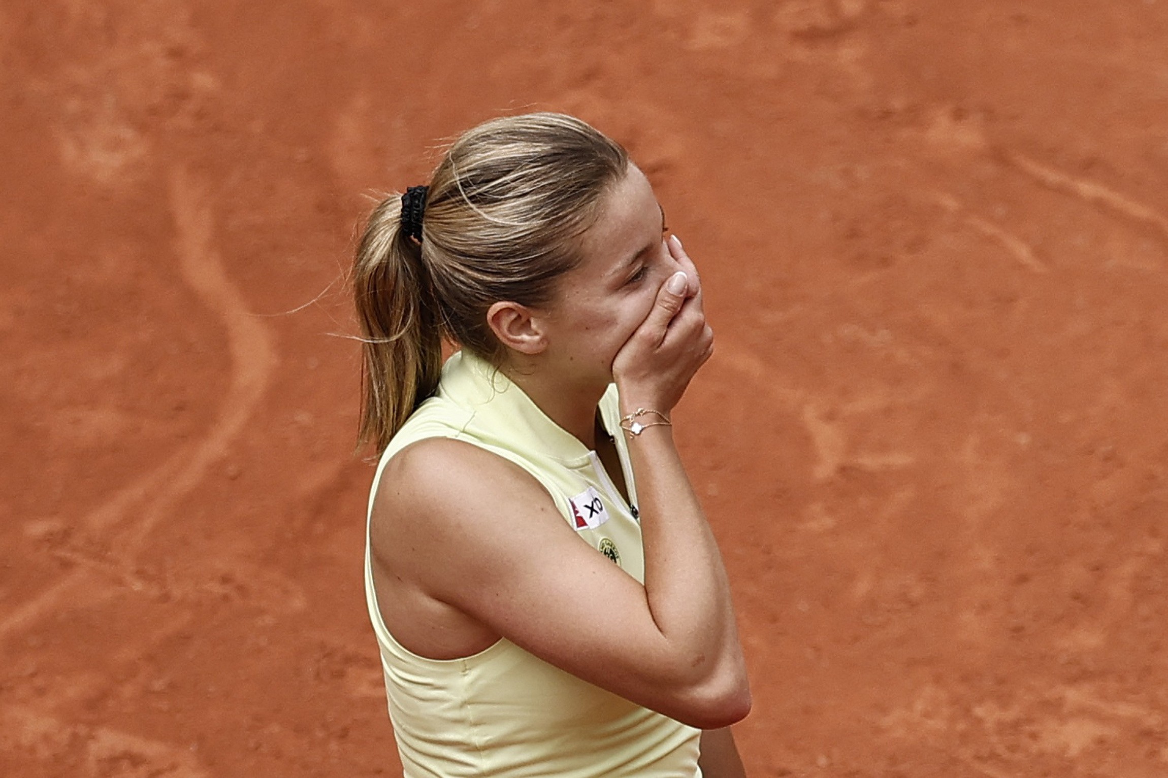 Maja Chwalinska em ação durante Roland Garros 2026