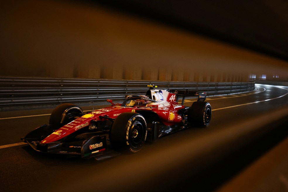 Lewis Hamilton no segundo treino livre para o GP de Mônaco