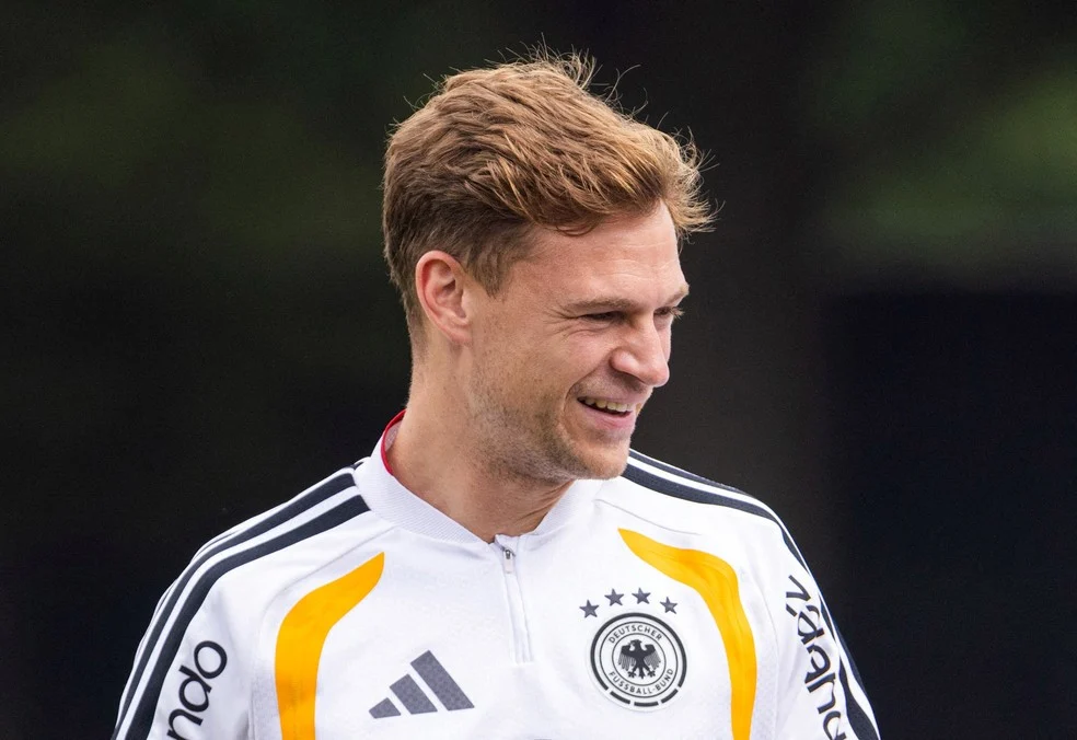 Kimmich elogia Diomandé — Kimmich em treino da seleção alemã