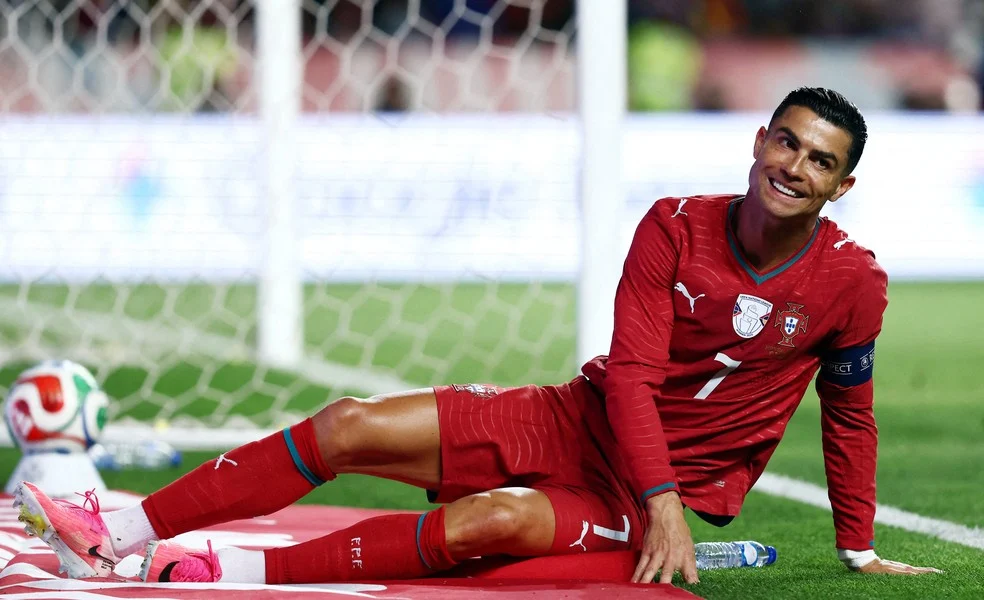 Cristiano Ronaldo em ação contra Nigéria
