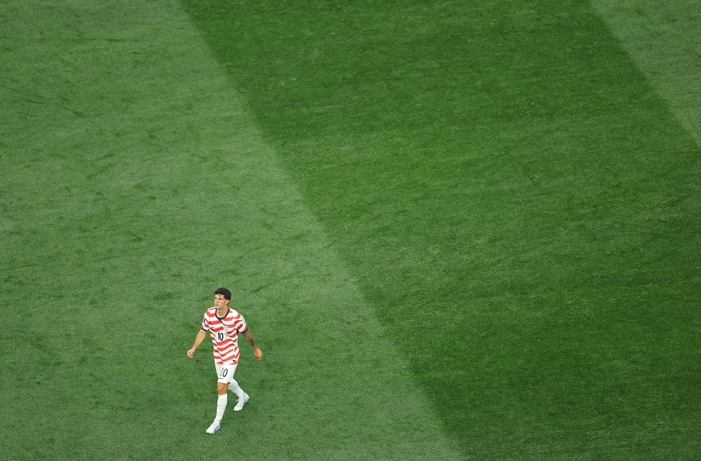 Lesão de Pulisic em campo — Pulisic, atacante dos EUA