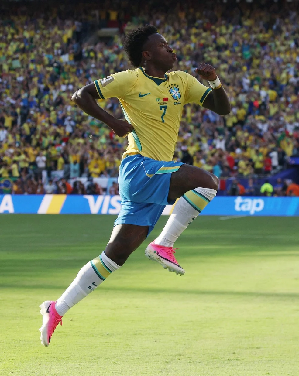 Vini Jr comemora gol sobre Marrocos — Vini Jr