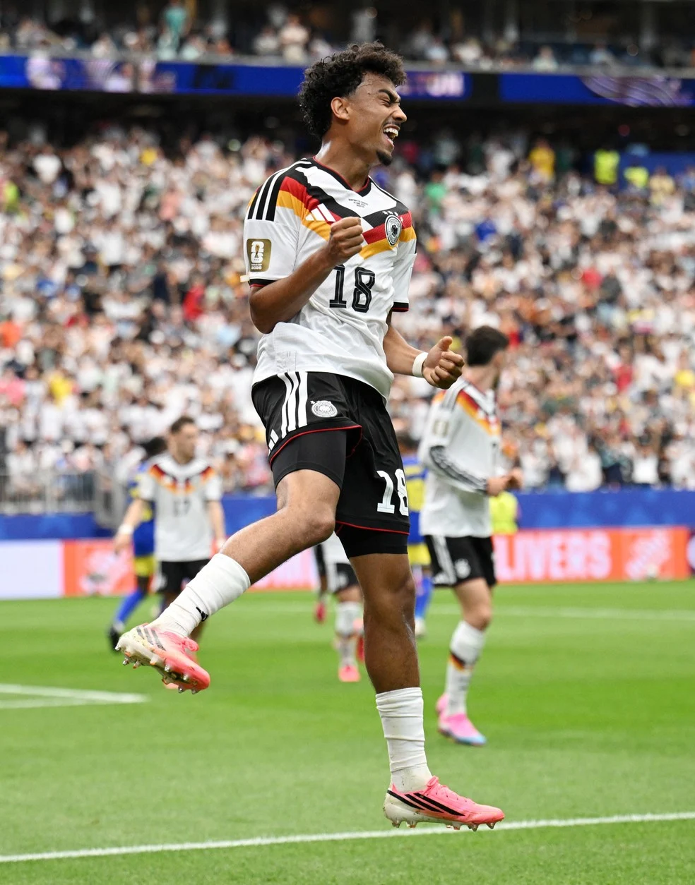 Nathaniel Brown em comemoração de gol — Nathaniel Brown