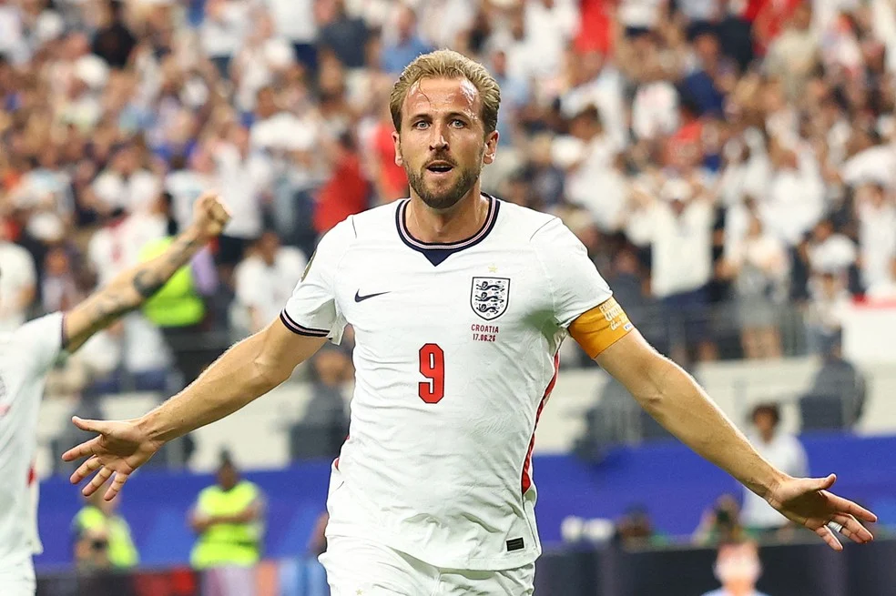 Imagem da rodada 1 do Cartola da Copa com Harry Kane entre os líderes de finalizações