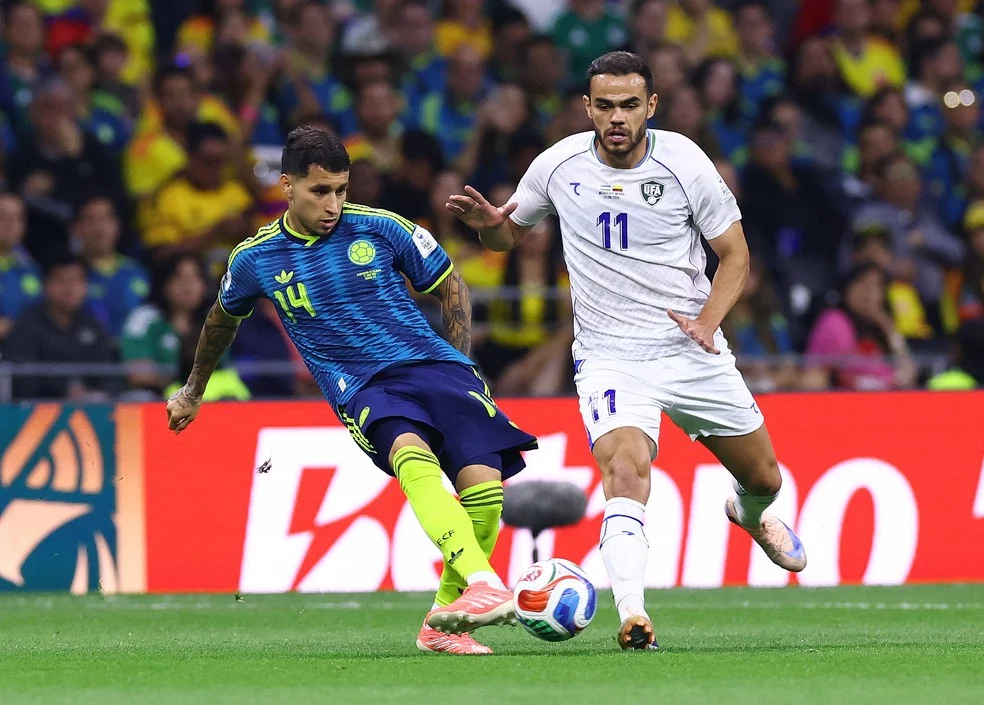 Gustavo Puerta em ação pela seleção da Colômbia