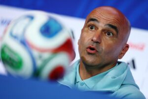 Roberto Martínez em entrevista coletiva — Martínez alfineta imprensa