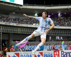 Benjamín Borasi em ação — atacante argentino
