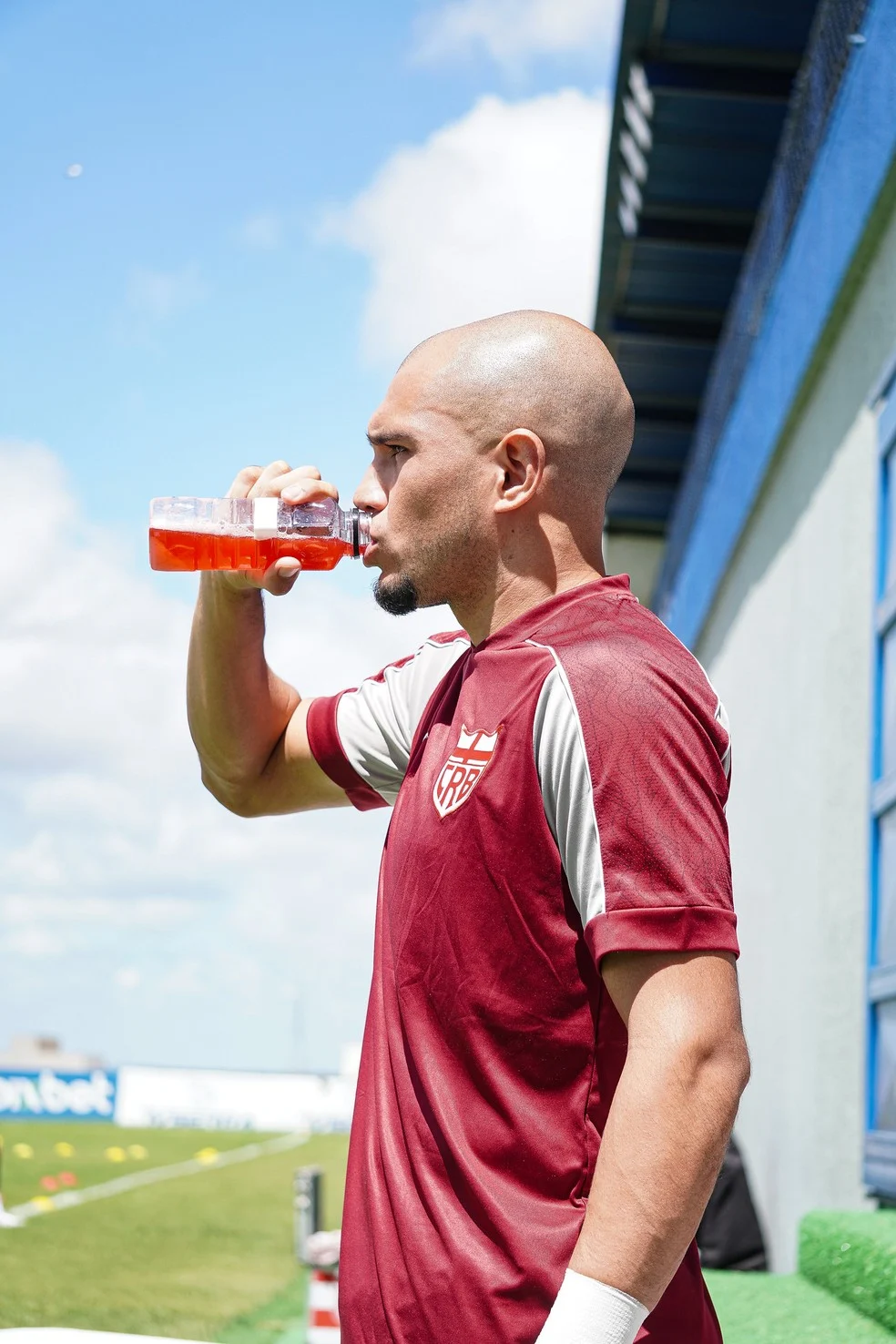 Crystopher durante treino: CRB precisa evoluir na marcação