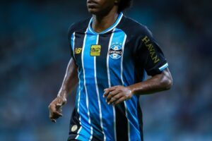 Camisa do Grêmio sem patrocínio máster