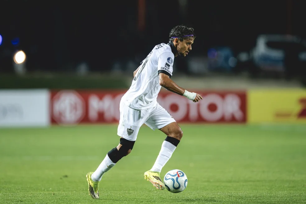 Scarpa criptomoedas - Gustavo Scarpa em partida pelo Atlético-MG