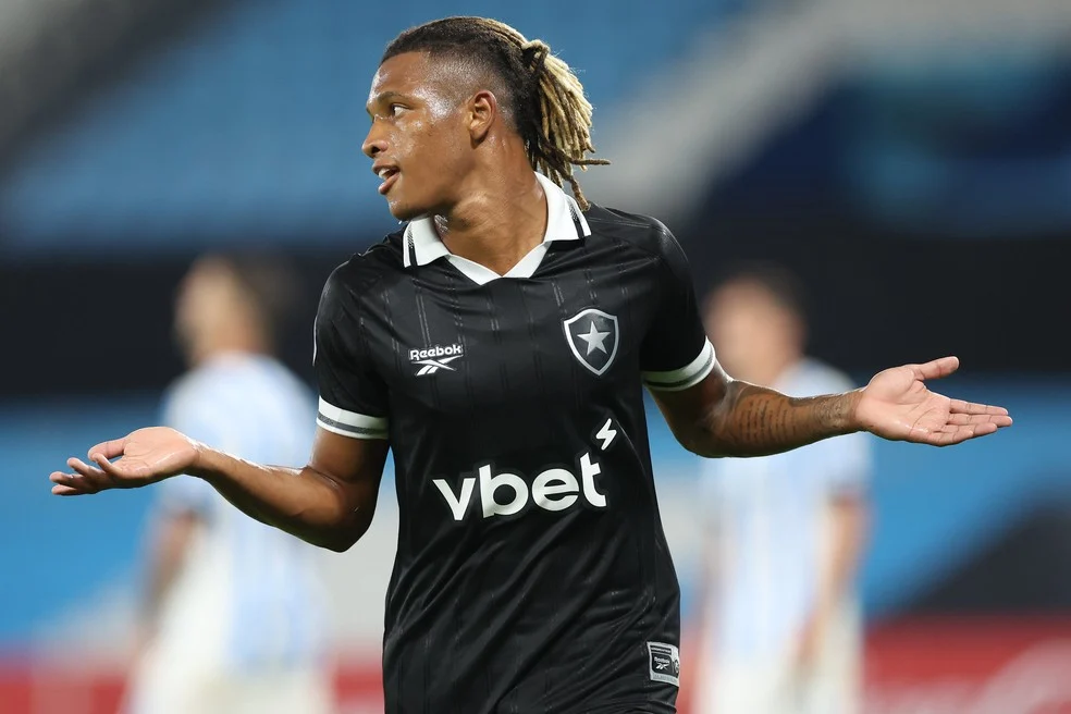 Danilo em campo — Jogadores do Botafogo