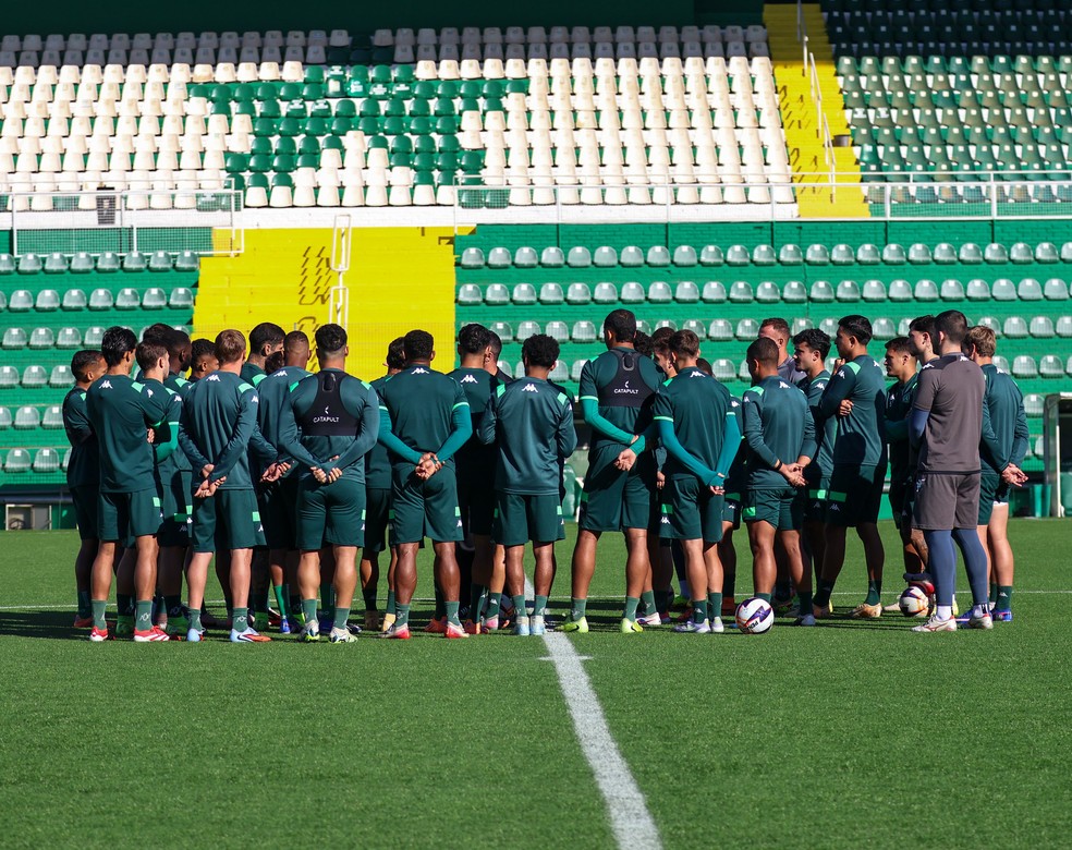 Jogadores da Chapecoense às vésperas na Arena Condá