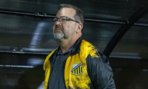 Enderson Moreira no empate do Novorizontino