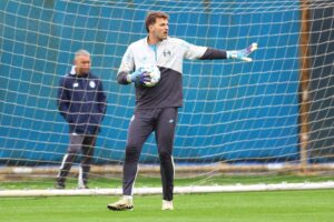 Gabriel Grando em treinamento do Grêmio
