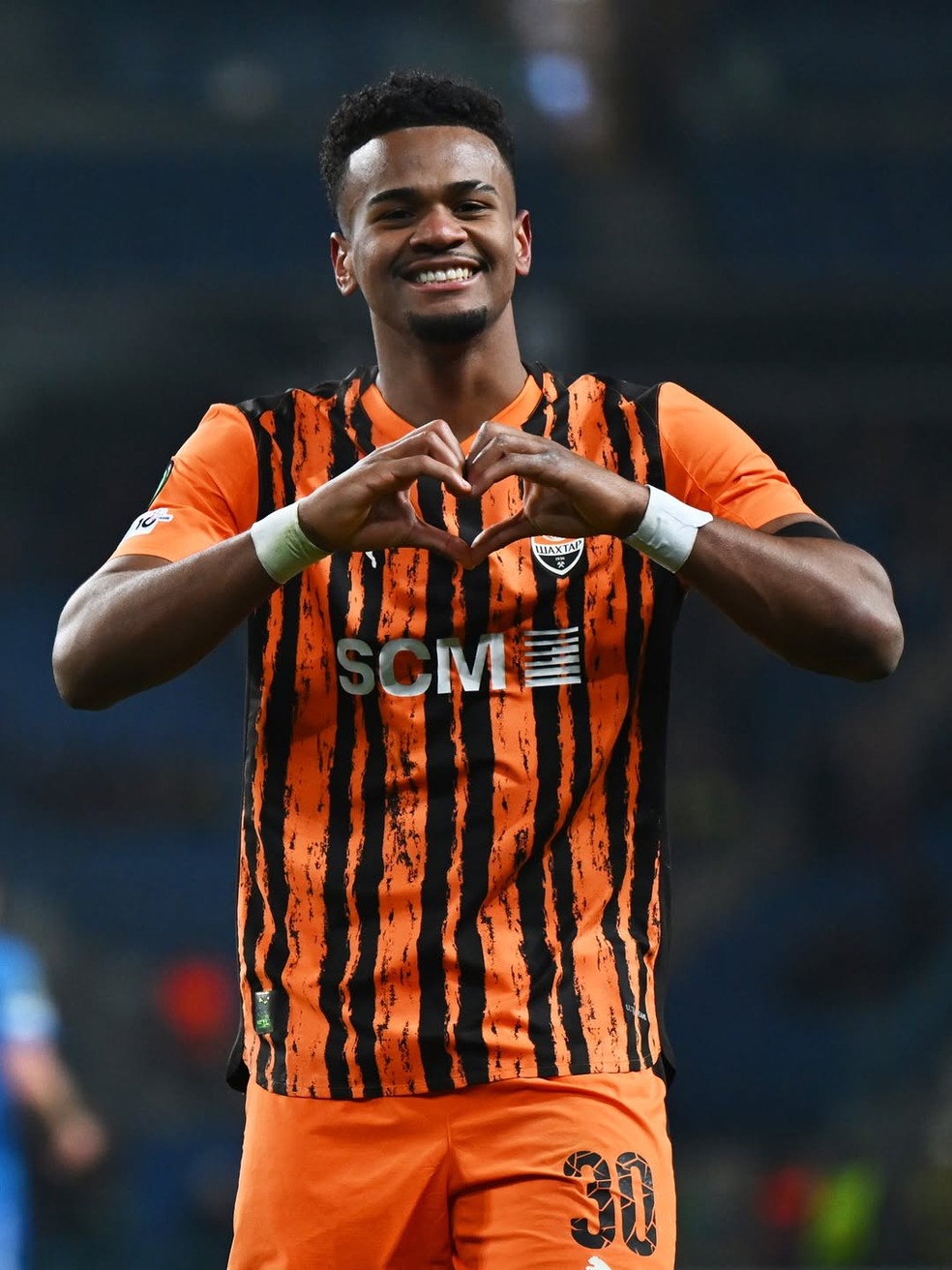Alisson Santana Shakhtar em ação pelo Shakhtar Donetsk