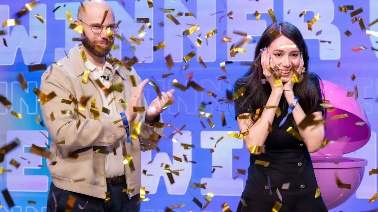 Luana Mattos, Campeã Candy Crush, comemora título