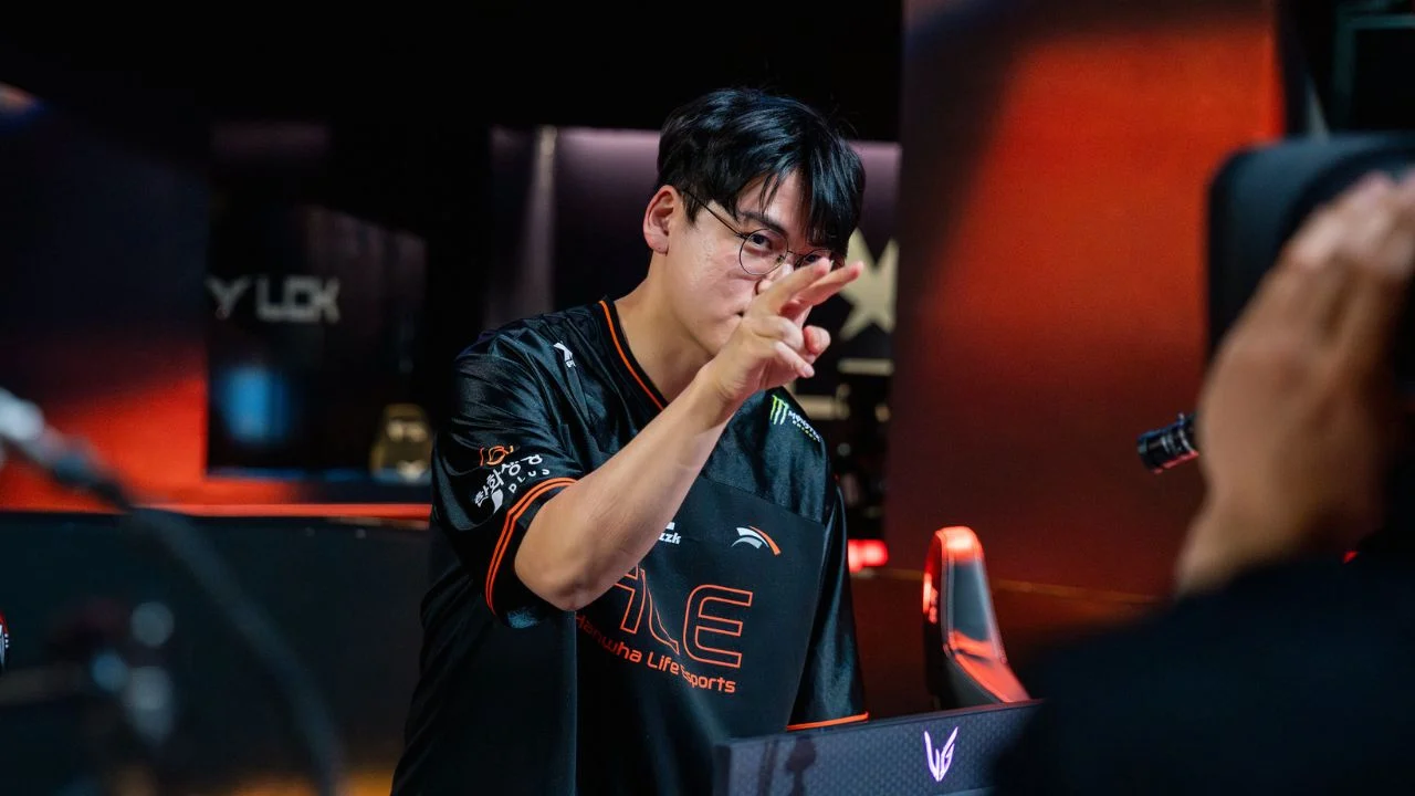 Gumayusi MSI 2026 com uniforme da Hanwha Life Esports
