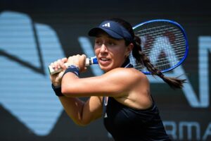 Pegula vence duelo norte-americano — Jessica Pegula em quadra