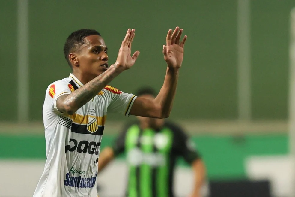 Dantas Novorizontino em ação pelo Novorizontino