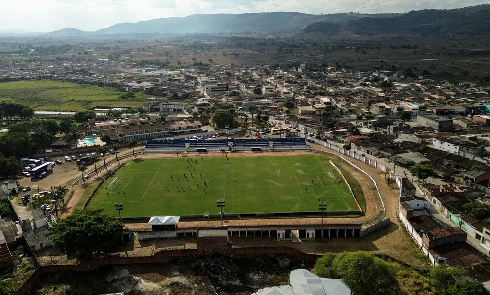 Vista aérea do estádio Arthur Tavares — Maguary em Bonito