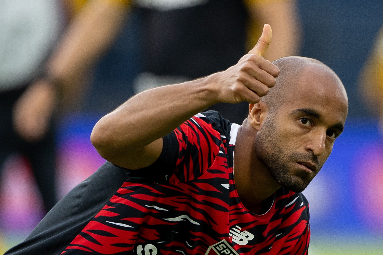 Sabino e Lucas Moura em tratamento no CT da Barra Funda do São Paulo