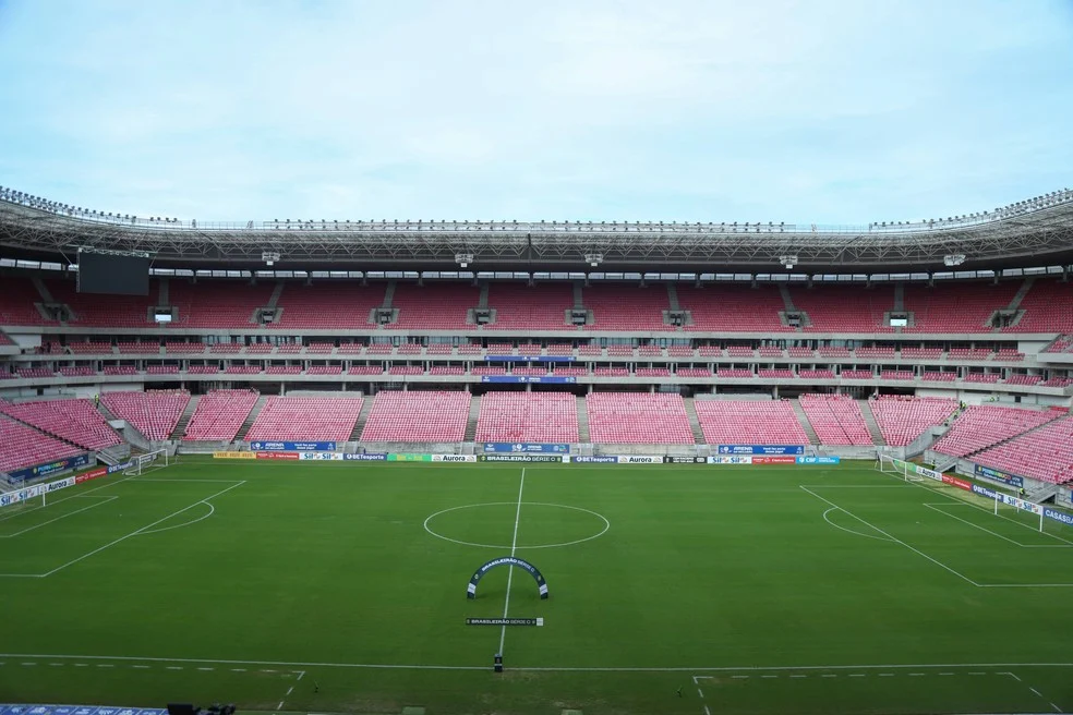 Botafogo-PB pede mudança: Arena de Pernambuco — Foto: Marlon Costa/AGIF