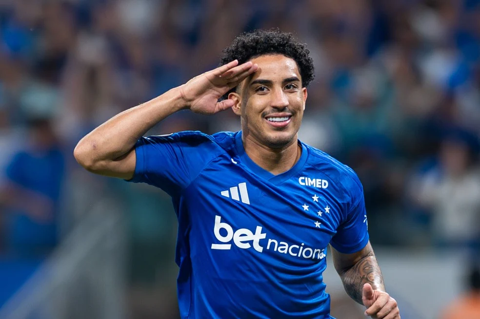 Christian em ação no Cruzeiro - proposta por Christian
