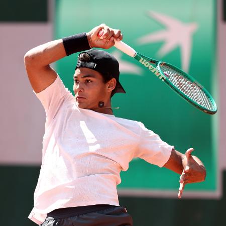 Luis Augusto Miguel, o Gutão, em ação durante Roland Garros Junior