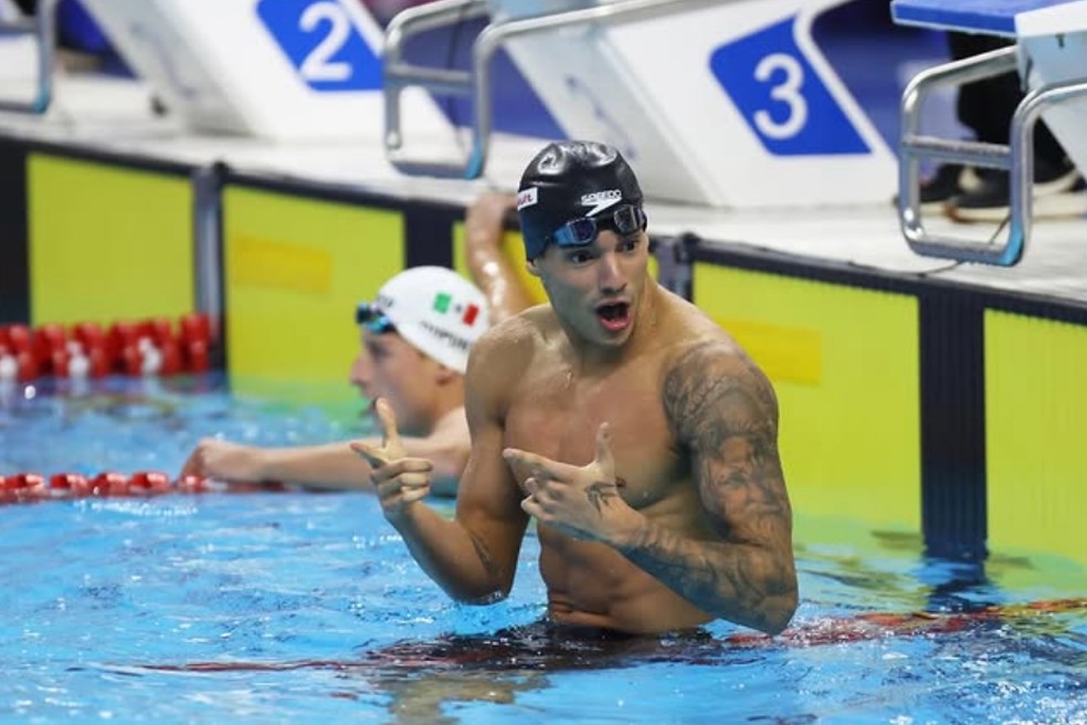 Guilherme Caribé no Troféu Maria Lenk 2026 durante prova da natação brasileira