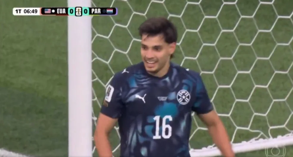Gol contra Bobadilla em jogo da Copa do Mundo