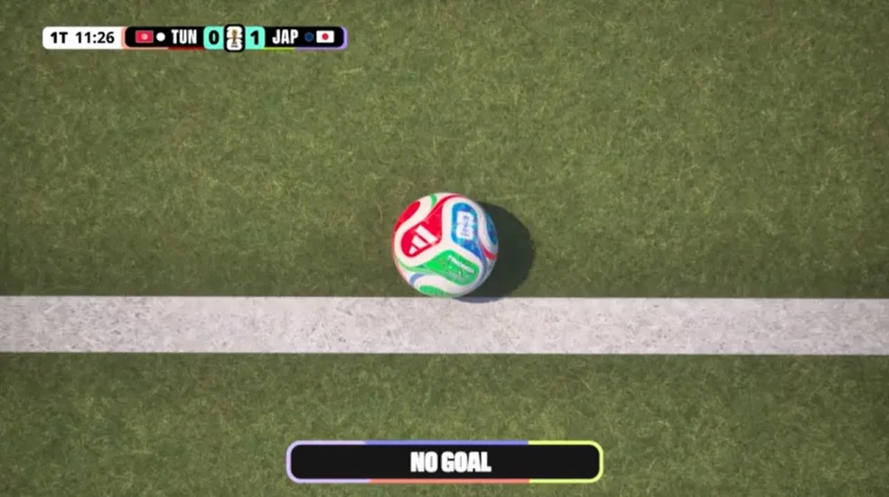 chip da bola confirma que a bola não entrou — Tunísia x Japão