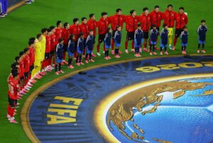 Coreia do Sul canta o hino antes da partida — k-pop no Brasil