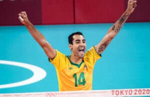 Douglas Souza em ação pela seleção brasileira — Douglas Souza