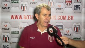 Cláudio Tencati em entrevista após derrota do Botafogo-SP Série B