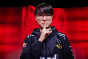Skins T1 Worlds em destaque