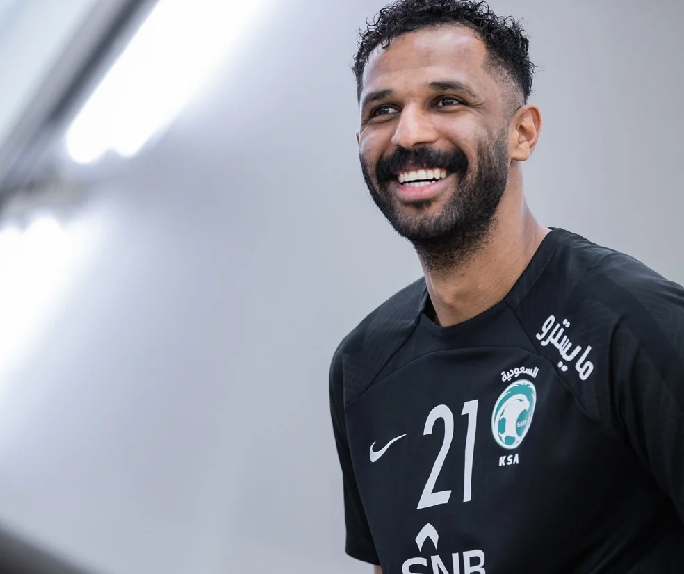 Mohammed Al-Owais em treino regenerativo — goleiro da Arábia Saudita