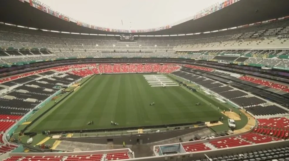 Estádio Azteca — capacidade dos estádios