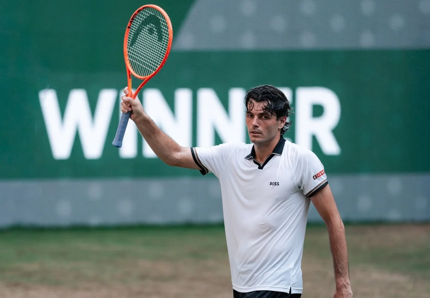 Fritz vira sobre Zverev em Halle