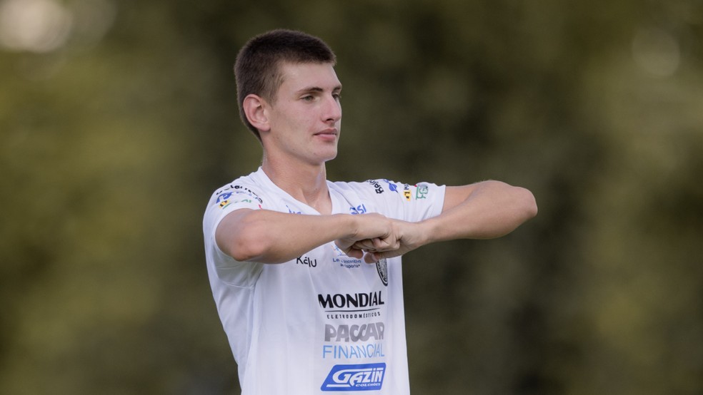 Germano, atacante do Operário em teste no Bayern de Munique