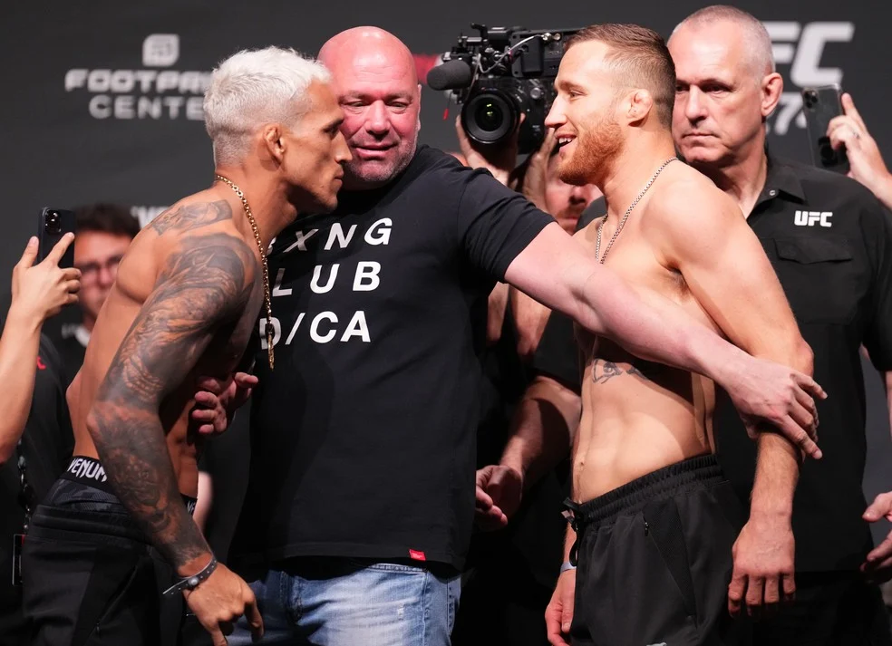 Charles do Bronx e Justin Gaethje antes do UFC 274 — Charles do Bronx