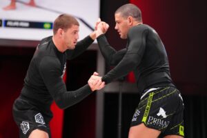 Nicholas Meregali e Felipe Pena em coletiva antes do Spaten Fight Night 3 — Meregali e Felipe